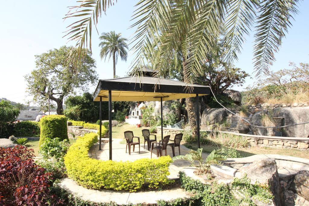 فندق Richi Valley مونت ابو المظهر الخارجي الصورة